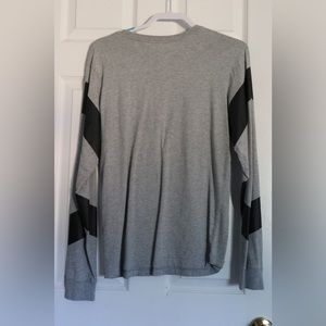 Nike long sleeve (Men’s small)